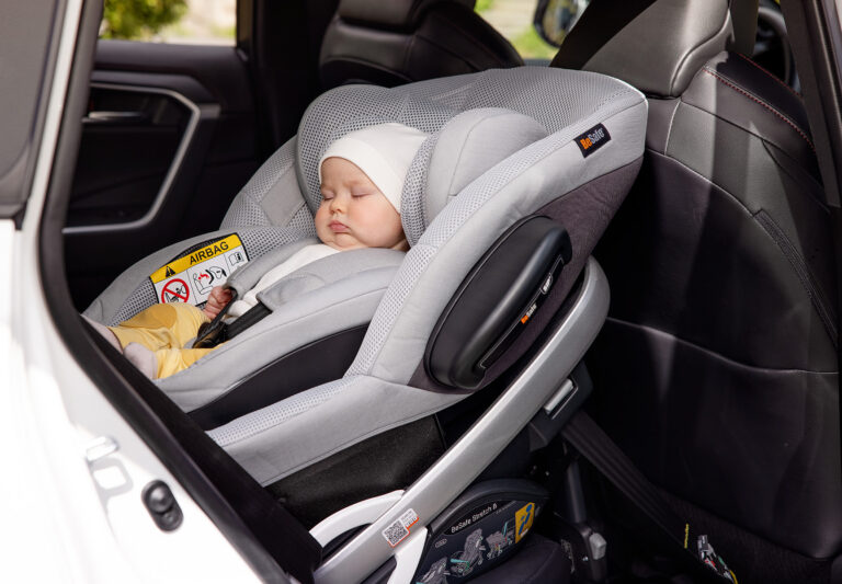 glowne-fotelik-samochodowy-besafe-stretch-b